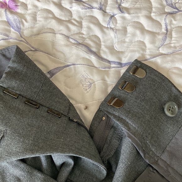 Limited Collection women’s size 4/S pants. - Picture 9 of 9